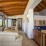 Villa Pebble